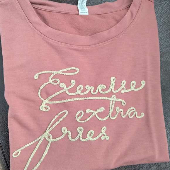 RBX Mauve Graphic Tee - Picture 2 of 8